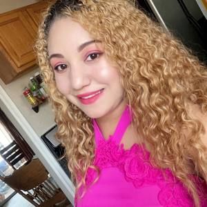 Meet your Posher, Marisela